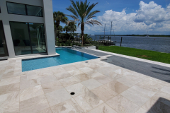 pool-with-vanishing-edge-9